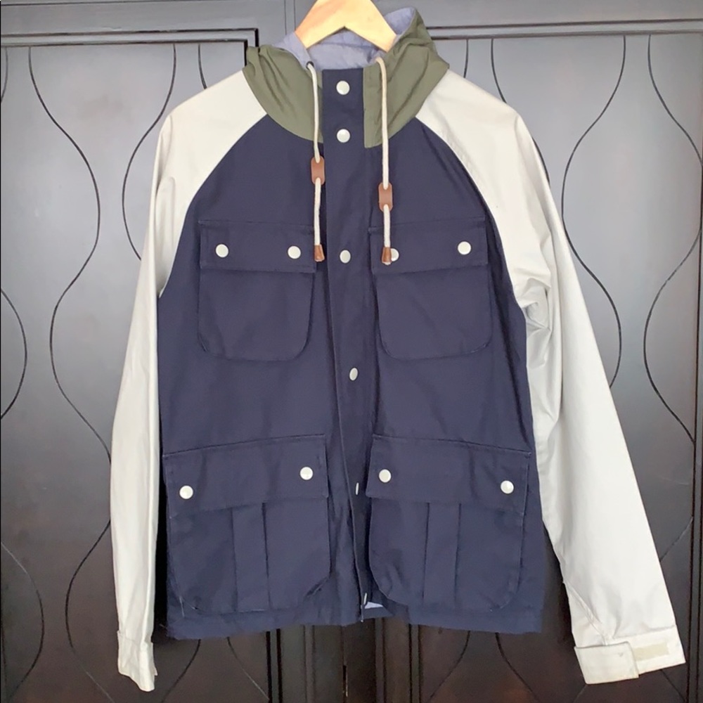 Zara Men’s Hooded Utility Colorblock Jacket